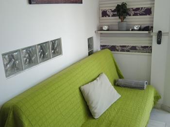 Esmeralda studio 2105, by the beach, wifi and pool